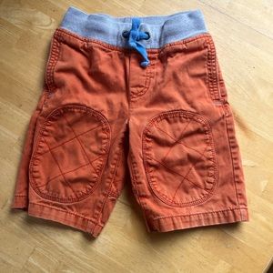3/20$ Mini boden 4T orange cargo shorts drawstring
